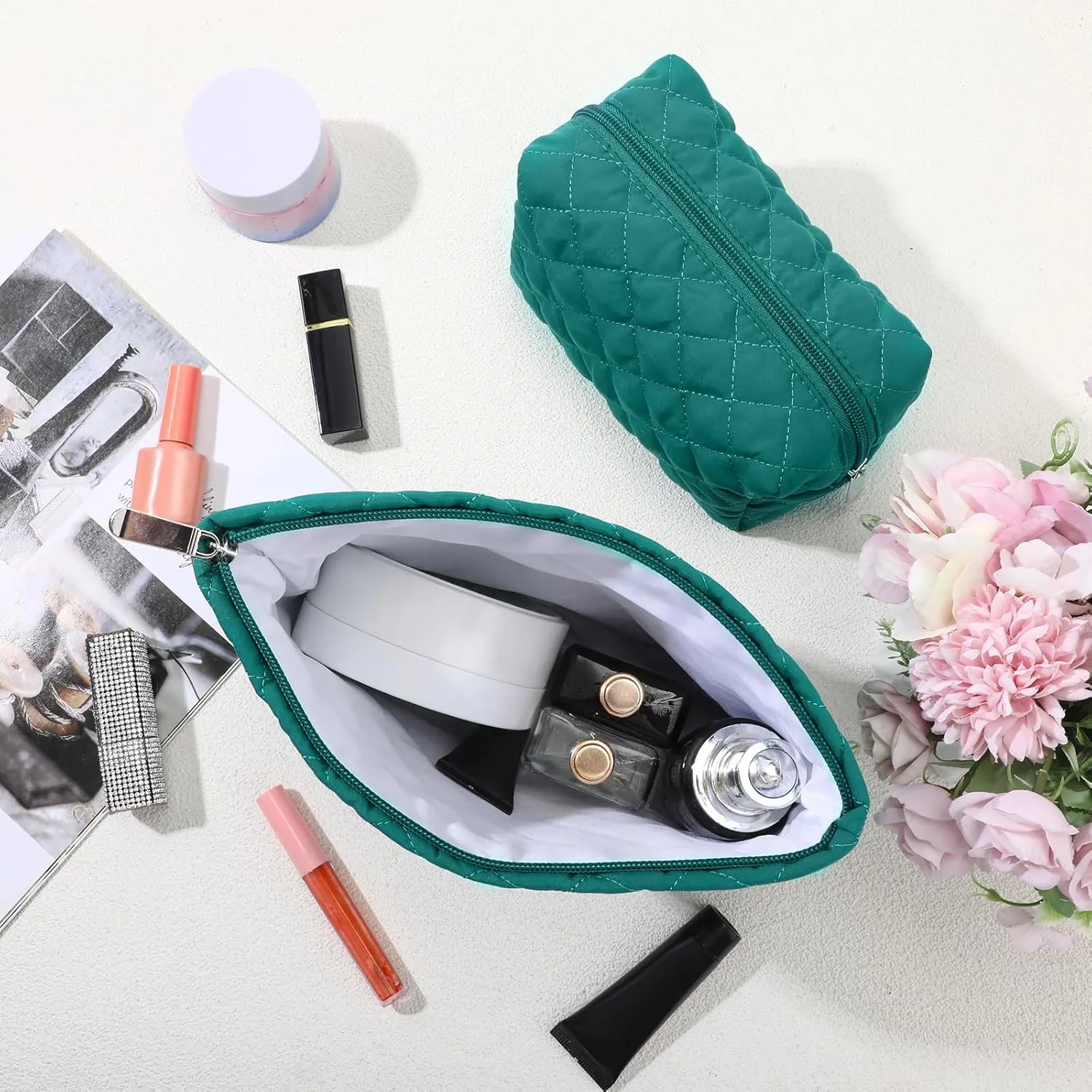 2 Pcs Quilted Makeup Bag Aesthetic Cosmetic Pouch for Women Puffer Travel Toiletry Bag Set Cotton Small Purse Pouch Pencil Case Makeup Organizer with Zipper(Green)