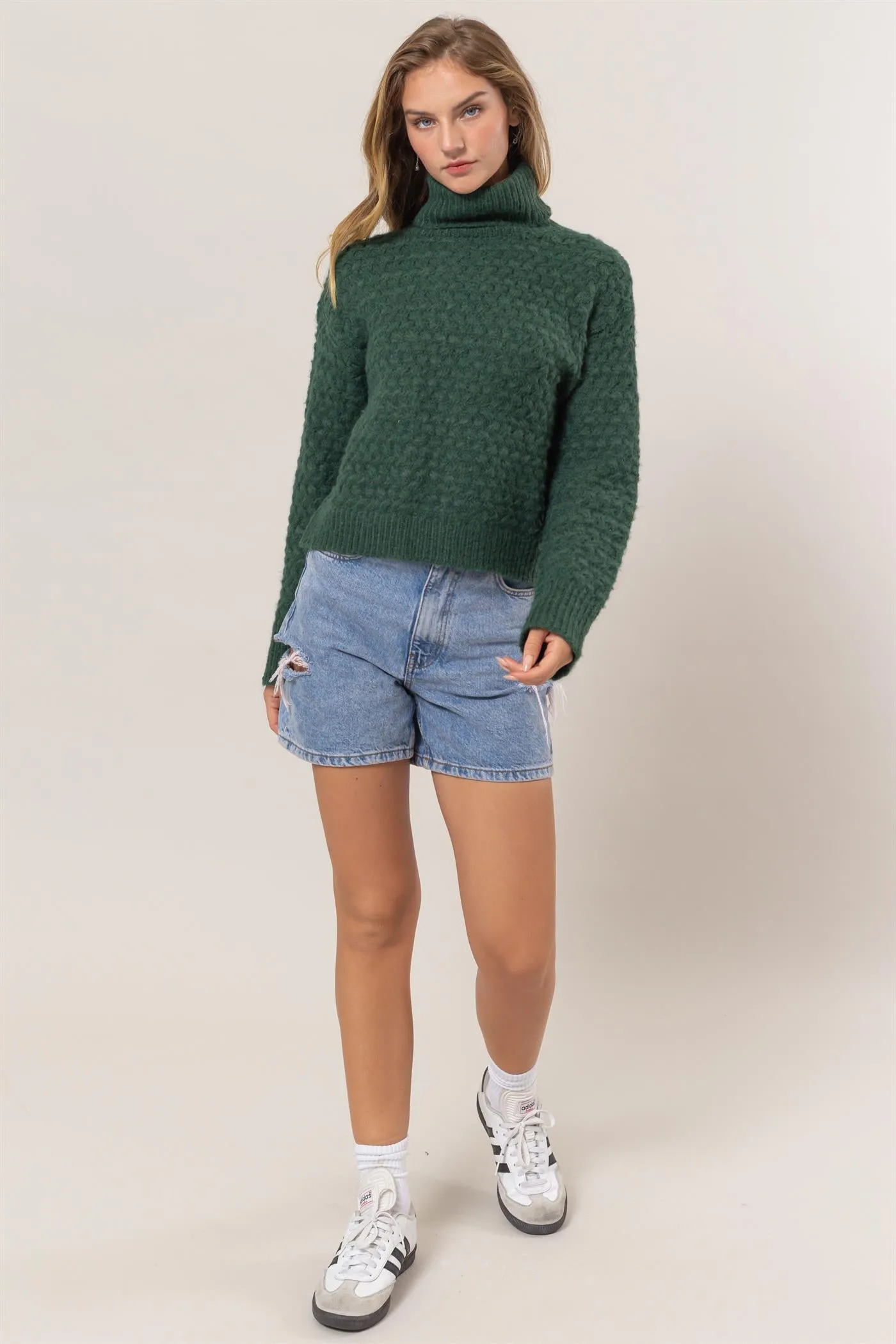 DZ24F608-Turtleneck Sweater