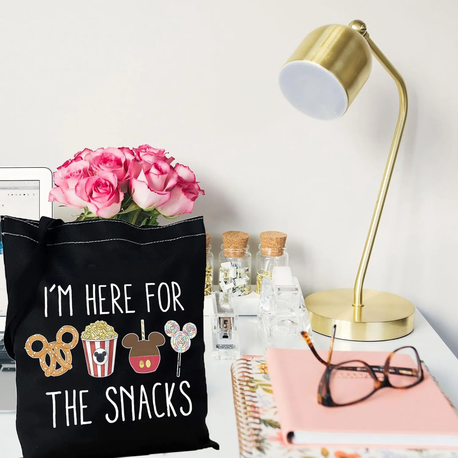 GJTIM Snacks Lover Gift Family Vacation Gift Snacks Travel Bag Im Here For The Snacks Makeup Bag (For The Snacks ToteBlack)