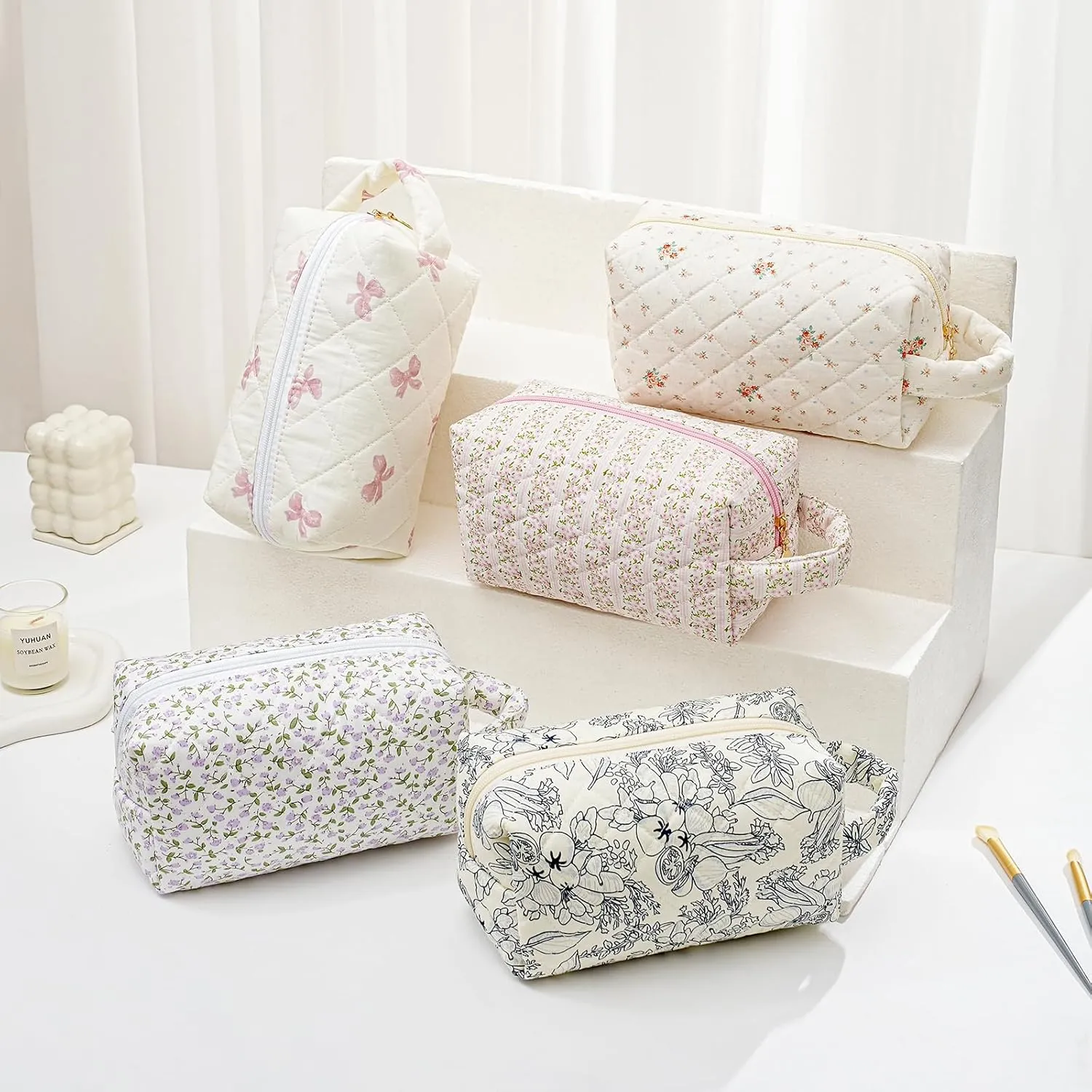 Gleyemor Cute Small Quilted Makeup Bag for Women, Floral Cotton Cosmetic Bag, Toiletry Pouch Travel Essentials Christmas Gifts (Pink Floral)