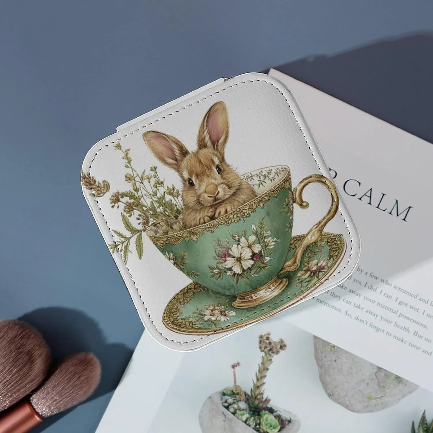 Gorgeous Teacup And Saucer Travel Jewelry Case,rabbit Sitting Inside Bouquet of Flowers Small Jewelry Box Jewelry Organizer Portable PU Leather Mini Jewelry Case for Girls Womens Earring Necklace Ring