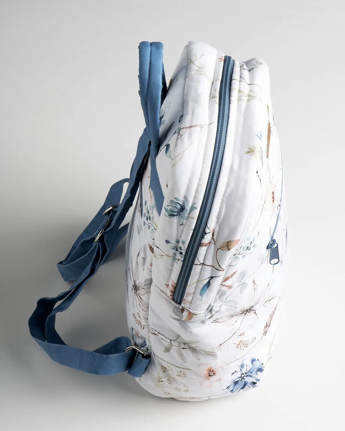 Maison d' Hermine Backpack for Women Men Cotton Shoulder Multipurpose Rucksack with Small Pouch Lightweight Multi Pocket Bag for Travel Work Beach Daypack Perfect for Gift (Ice Florals)