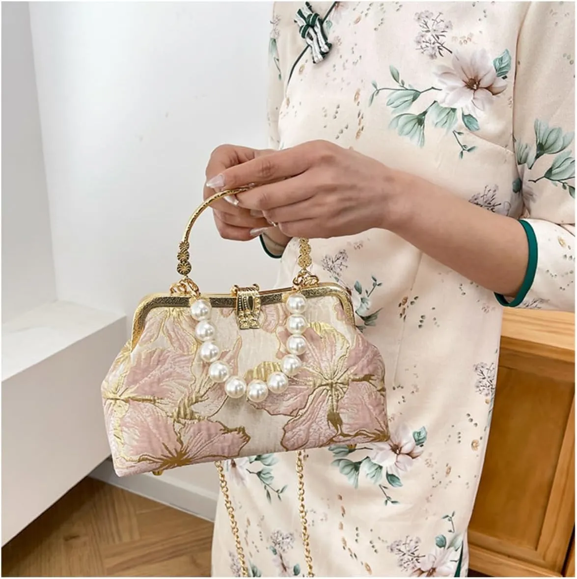 Pearl Evening Bag for Women Lily Pattern Vintage Embroidered Floral Clutch Purse Evening Handbag Shoulder Crossbody Bags