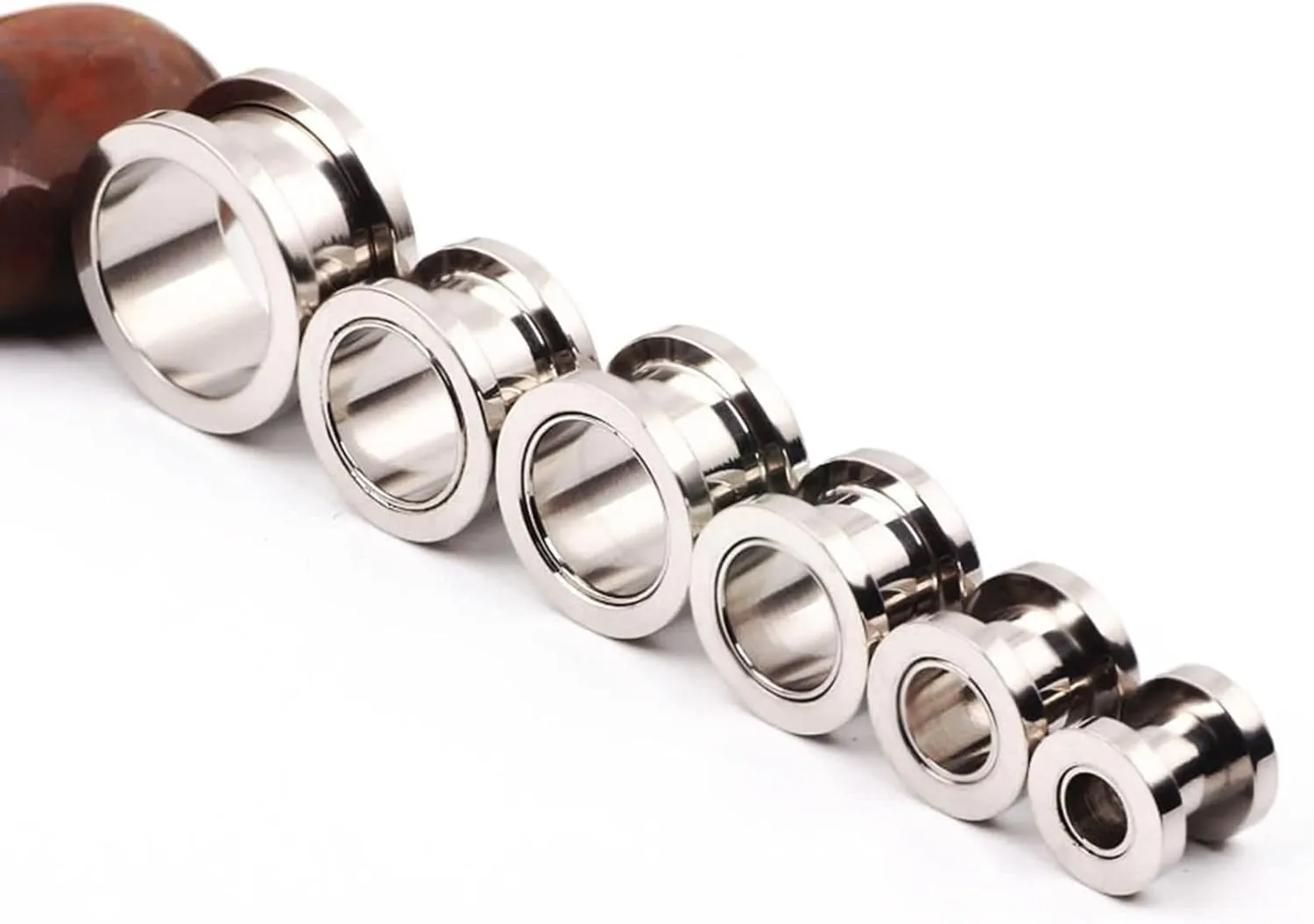 Piercing Jewelry 2Pieces 14G Piercing Jewelry Stainless Steel 1.6-25mm Body Jewelry for Men Tunnels Simple Round Tunnel Gauges for Ears Silver
