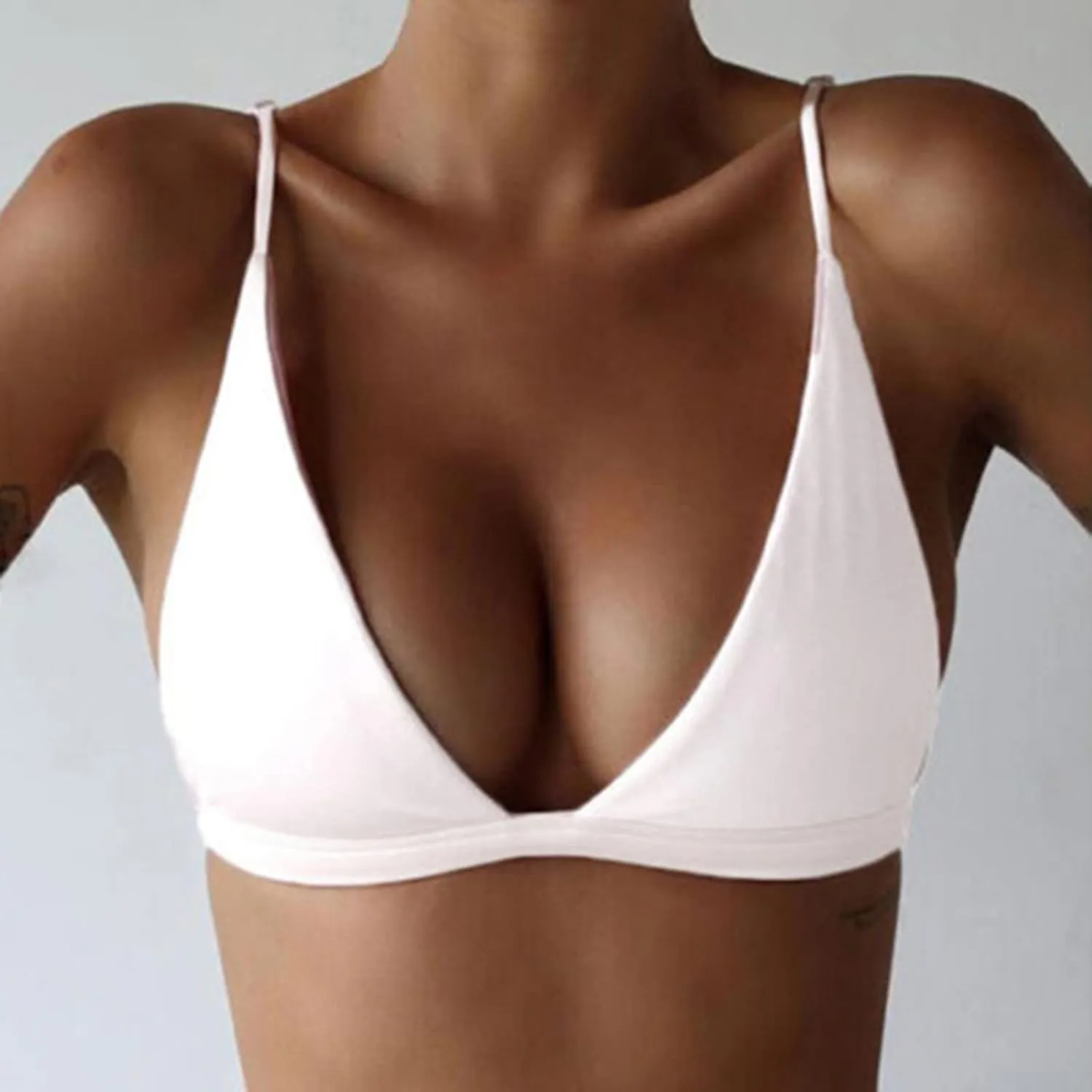 Push Up Bras for Women Sexy Lightly Lined Seamless Spaghetti Straps T Shirt Bra No Underwire Comfort Stretch Bralette Vest